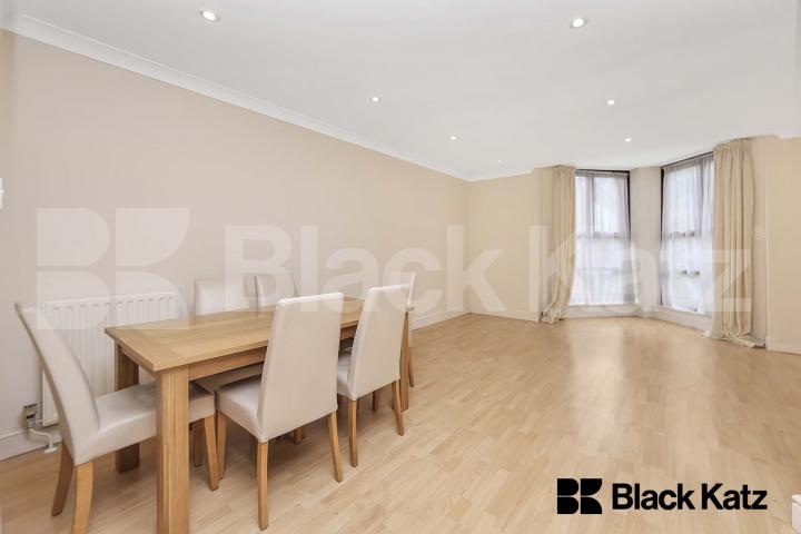 Boasting over 1420 sq.ft of living & entertaining space  Elephant lane , Bermondsey / Rotherhithe 